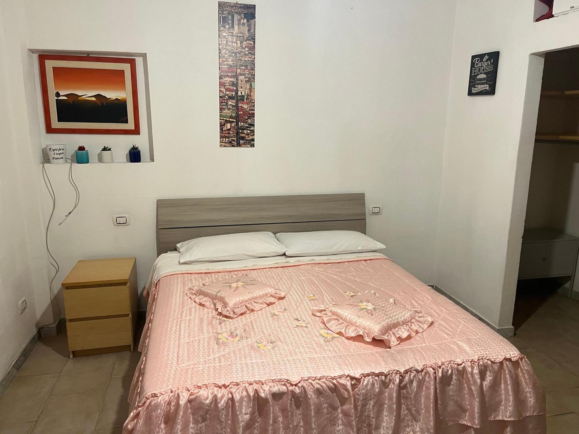 Napoletana Duomo Apartment Наполи Екстериор снимка
